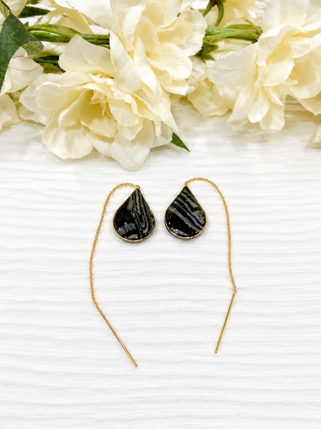 Theader Teardrop Earrings