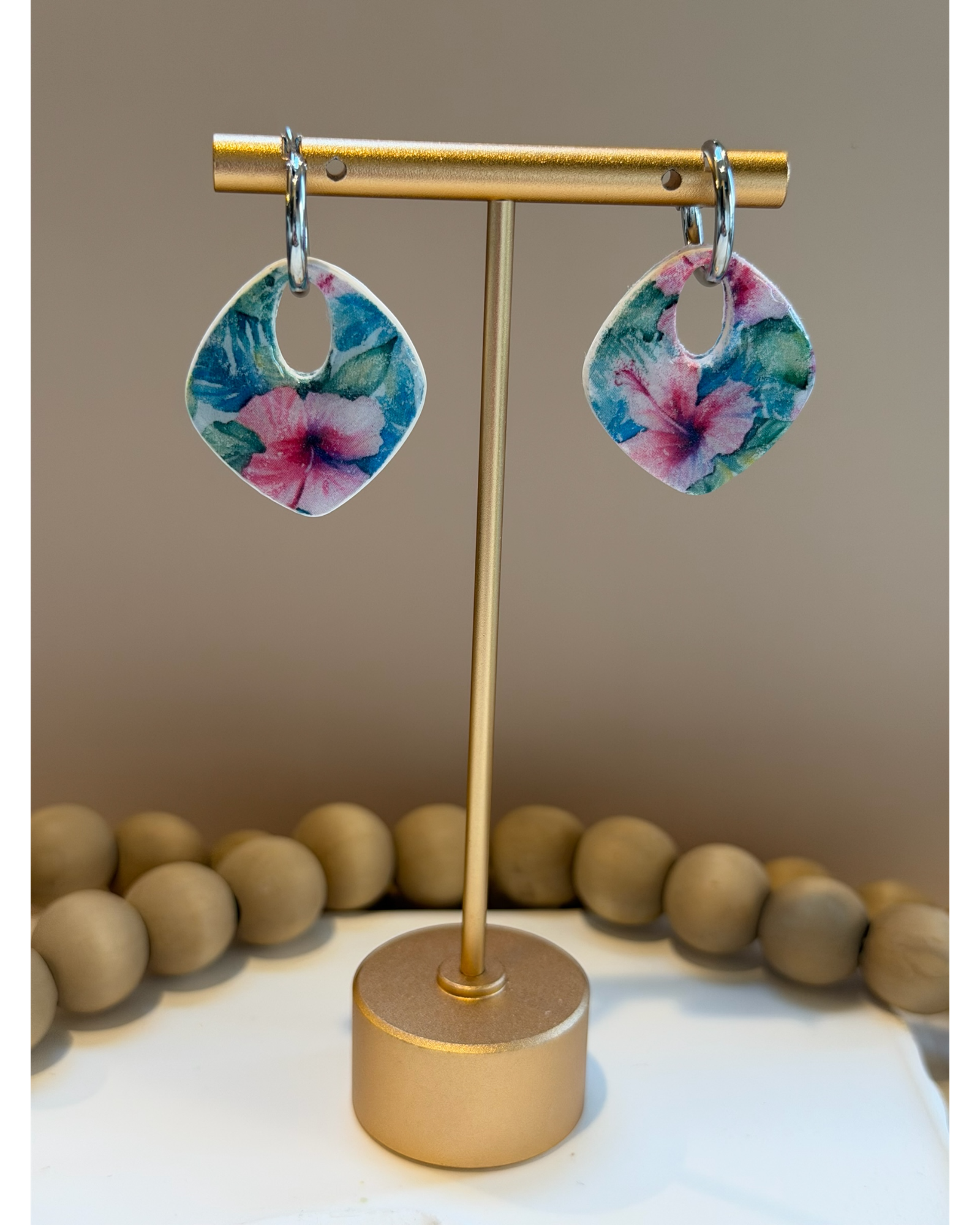 Laura-Hibiscus Print